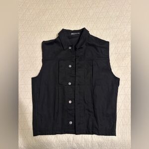 Chic Black Button-Up Vest